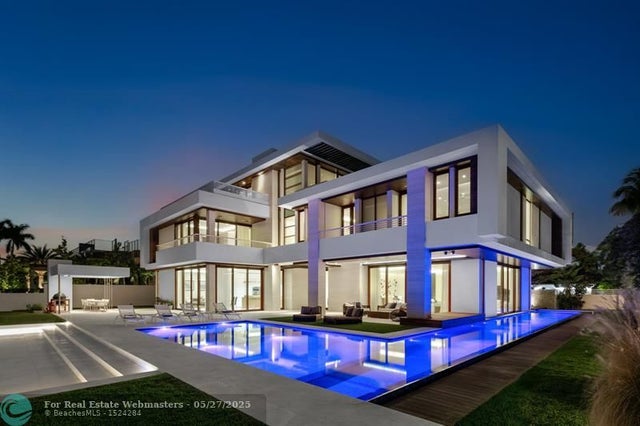2 of 72 - 10 Pelican Dr, Fort Lauderdale, FL
