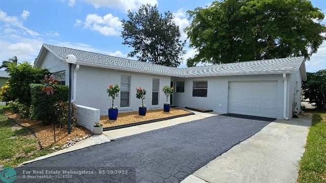 1 of 32 - 7384 Pine Park Dr S, Lake Worth, FL