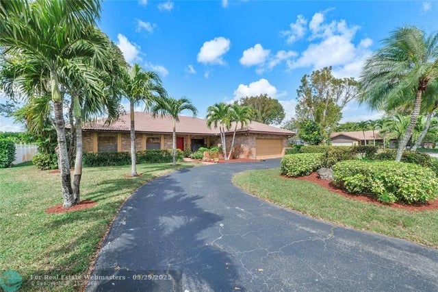 2 of 40 - 11217 Nw 10th Manor, Coral Springs, FL