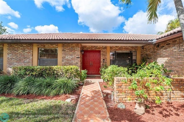 4 of 40 - 11217 Nw 10th Manor, Coral Springs, FL