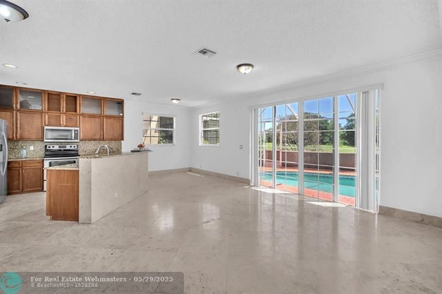 2 of 34 - 3628 Dunes Vista Dr, Pompano Beach, FL