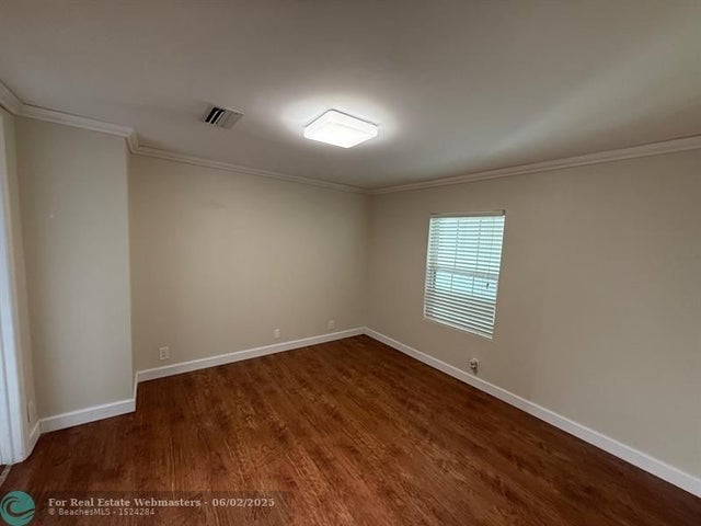 5 of 9 - 8550 Sw 23rd Pl, Davie, FL