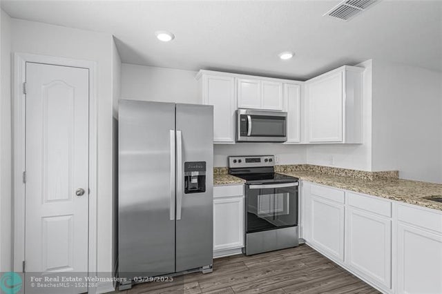 5 of 17 - 7724 104th Ave, Vero Beach, FL