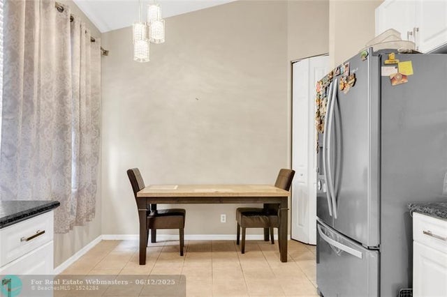 5 of 16 - 7542 N Via Luria, Lake Worth, FL