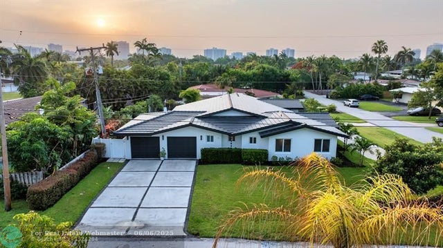 4 of 37 - 2625 Ne 28th St, Fort Lauderdale, FL