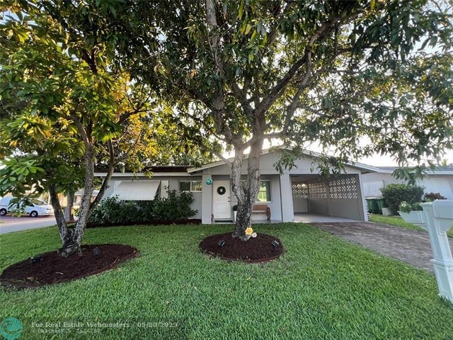1 of 14 - 4801 Nw 27th Ter, Fort Lauderdale, FL