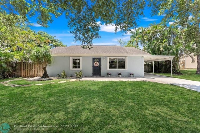 1 of 15 - 7709 1st Ter, Lake Worth, FL