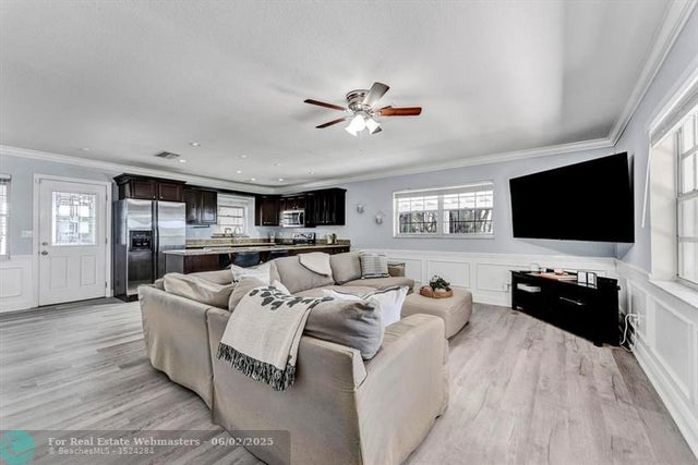 3 of 15 - 7709 1st Ter, Lake Worth, FL