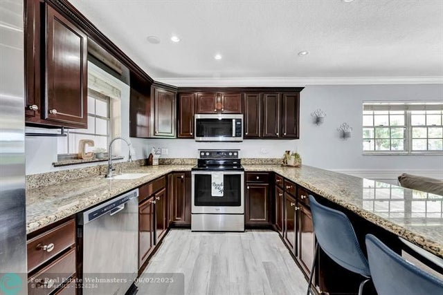 5 of 15 - 7709 1st Ter, Lake Worth, FL