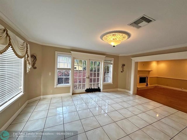 3 of 23 - 1600 Se 2nd Street, Pompano Beach, FL