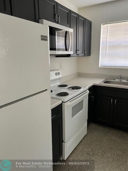 1 of 14 - 501 Nw 15th Way, Fort Lauderdale, FL