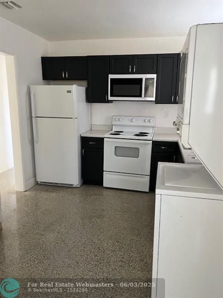 3 of 14 - 501 Nw 15th Way, Fort Lauderdale, FL
