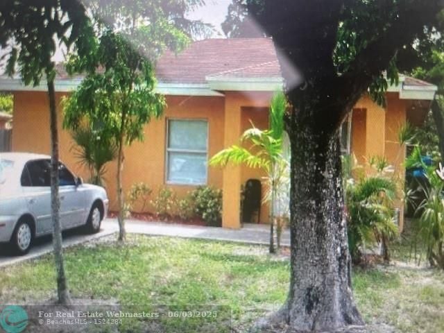 1 of 1 - 1835 Lauderdale Manor Dr, Fort Lauderdale, FL