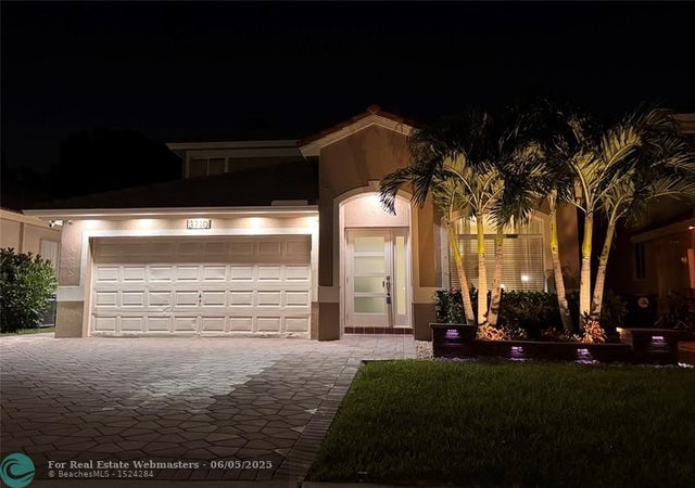 3 of 54 - 3710 Woodfield Ct, Coconut Creek, FL