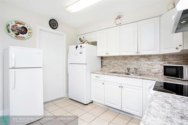 5 of 22 - 515 York Rd, Lehigh Acres, FL