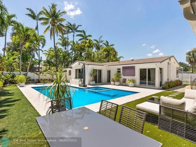 2 of 60 - 1736 Sw 30th St, Fort Lauderdale, FL