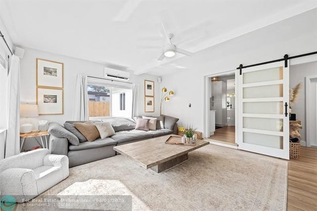 3 of 35 - 1320 Sw 19th Avenue, Fort Lauderdale, FL