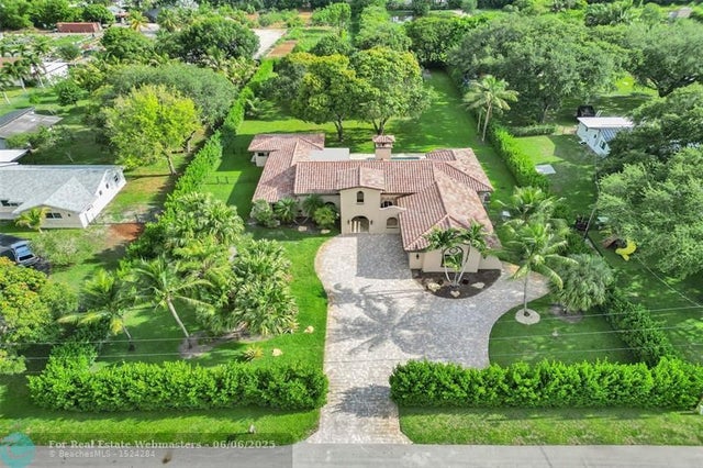 1 of 93 - 11031 Sw 51st St, Davie, FL