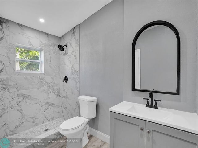 3 of 15 - 5231 Ne 19th Ter, Pompano Beach, FL