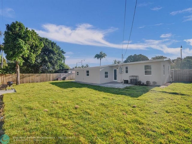 5 of 15 - 5231 Ne 19th Ter, Pompano Beach, FL