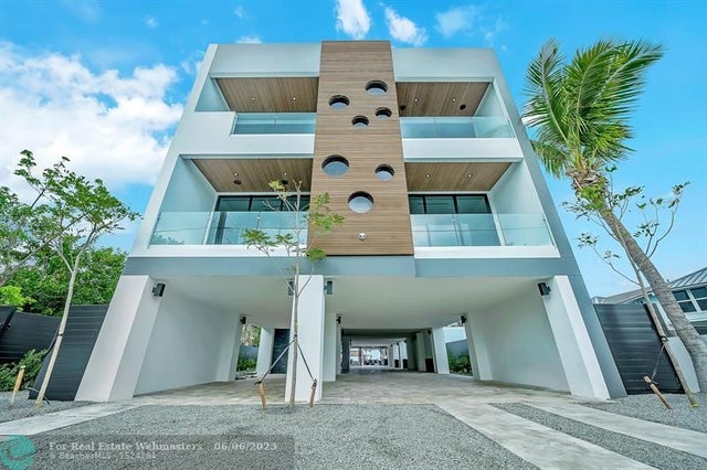 1 of 100 - 16 Seaside Avenue, Key Largo, FL