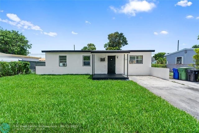 1 of 29 - 1212 Nw 11th Ct, Fort Lauderdale, FL