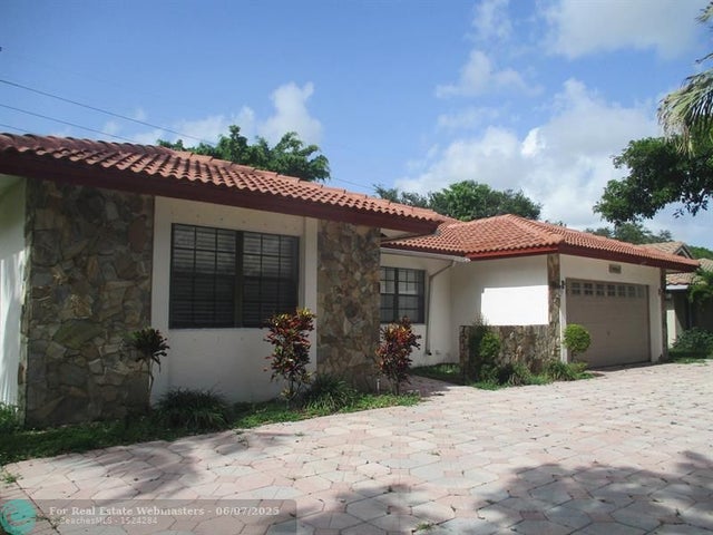 1 of 17 - 9066 Nw 47th Ct, Coral Springs, FL