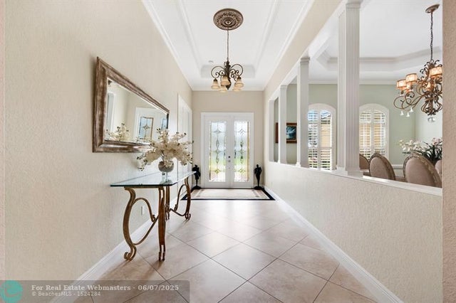 5 of 42 - 593 Se Tres Belle Circle, Stuart, FL