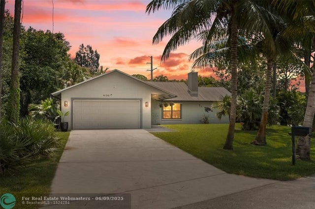 1 of 22 - 6361 Se Phillips Bend Avenue, Stuart, FL