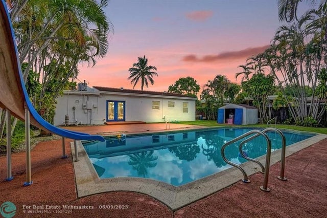 3 of 39 - 810 Sw 26th Ct, Fort Lauderdale, FL