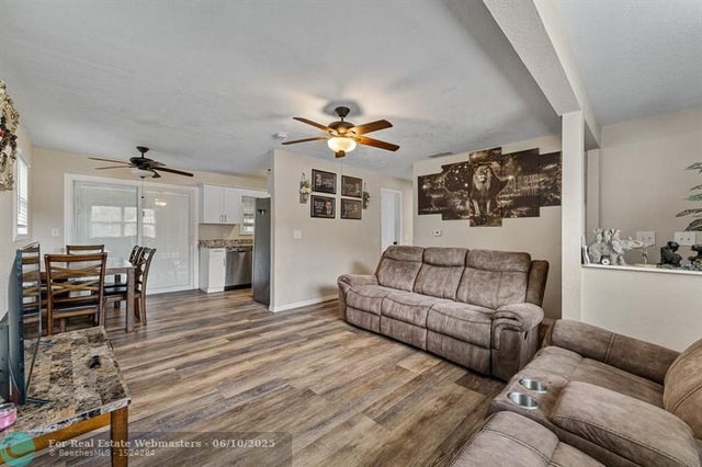4 of 19 - 2211 N 44th St, Fort Pierce, FL