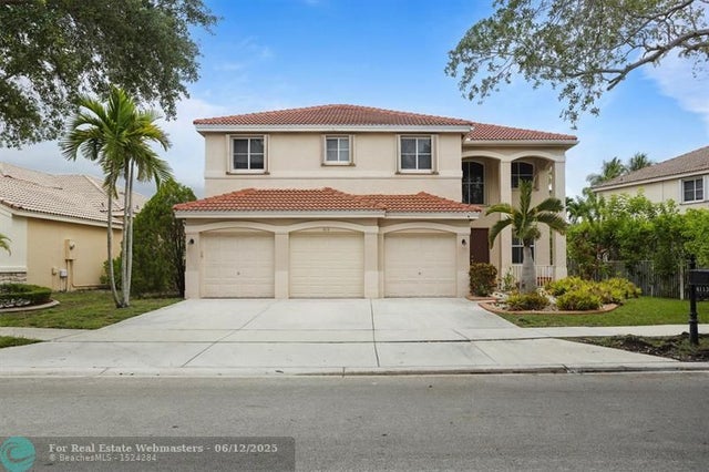 1 of 28 - 4113 Staghorn Ln, Weston, FL