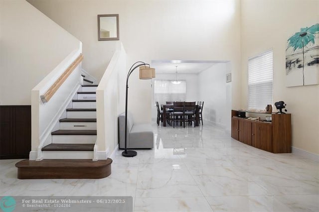 5 of 28 - 4113 Staghorn Ln, Weston, FL
