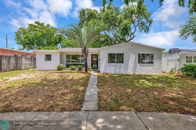 1 of 43 - 3047 Arthur Ter, Hollywood, FL
