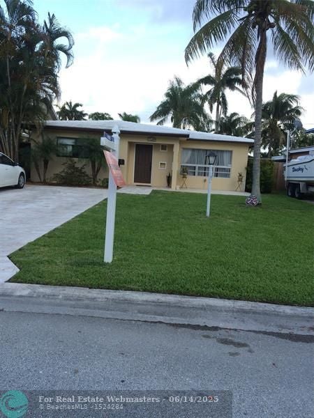 1 of 30 - 1126 Lincoln St, Hollywood, FL