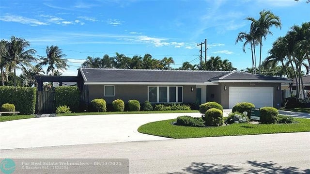 1 of 21 - 2750 Ne 45th St, Lighthouse Point, FL