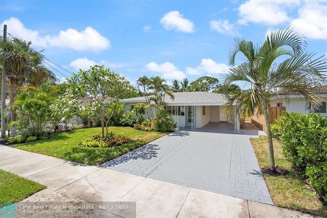 2 of 23 - 860 Ne 34th St, Oakland Park, FL