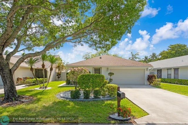 1 of 27 - 1300 Nw 26th Ln, Delray Beach, FL