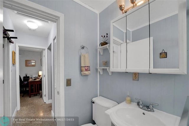 5 of 43 - 1326 Sw 23rd Ave, Fort Lauderdale, FL