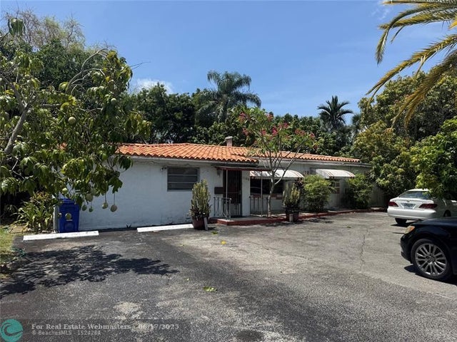 1 of 15 - 1100 Ne 182nd St, North Miami Beach, FL