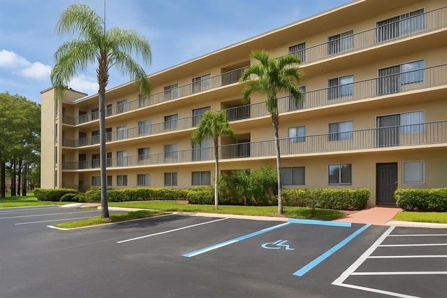 1 of 1 - 7770 Nw 50th St 104, Lauderhill, FL