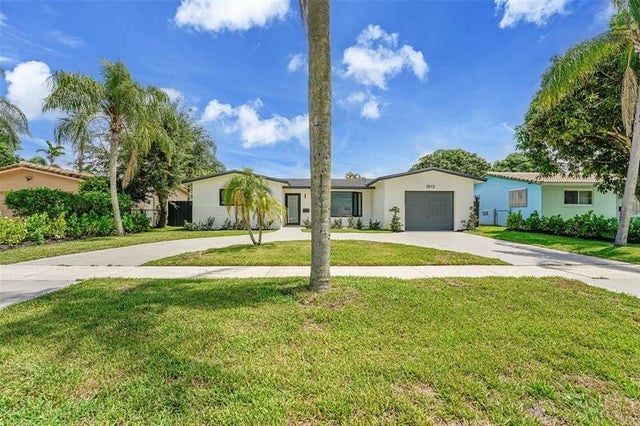 1 of 1 - 5512 Cleveland St, Hollywood, FL