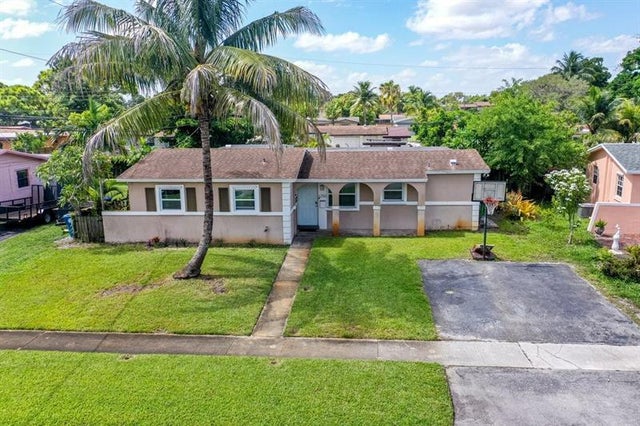 1 of 1 - 6250 Nw 20th St, Sunrise, FL