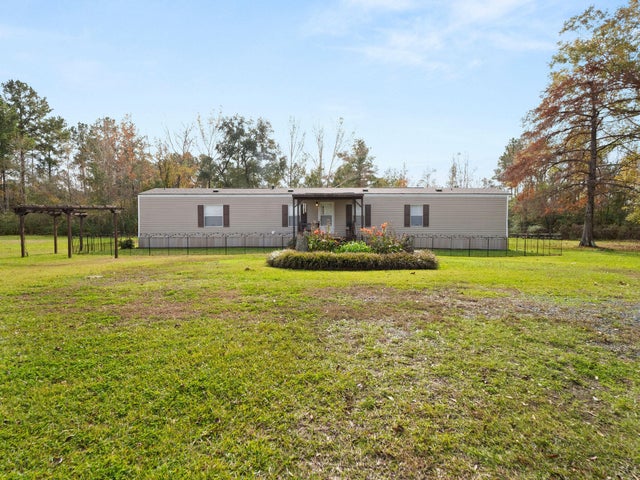 1439 Highway 3226, DeRidder