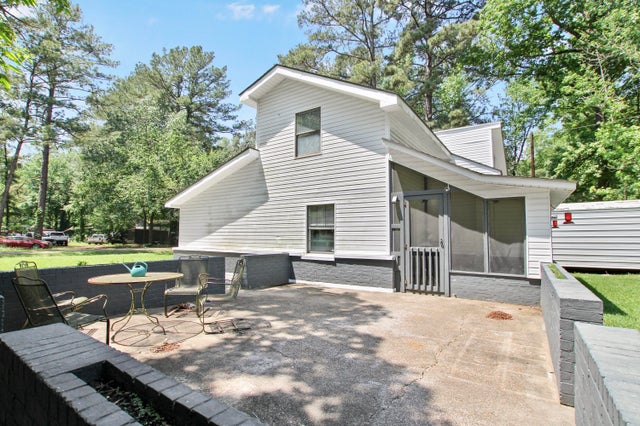 201 Thomas Drive, Leesville