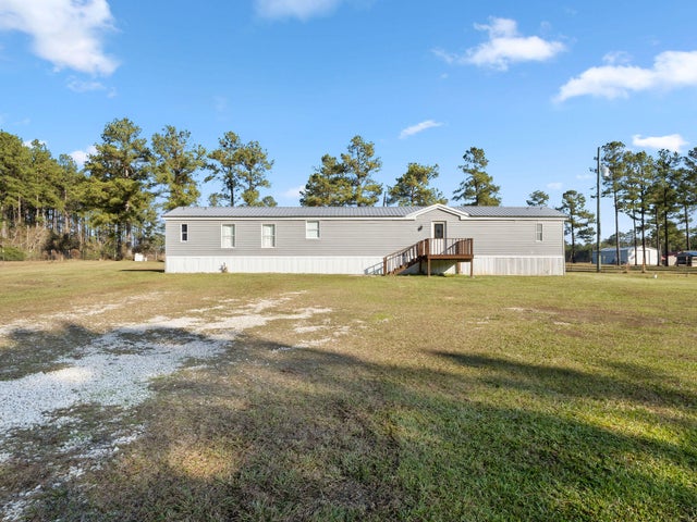 9039 Highway 26, DeRidder