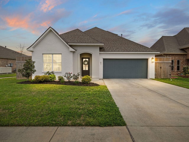 4422 Capstone Crossing, Lake Charles