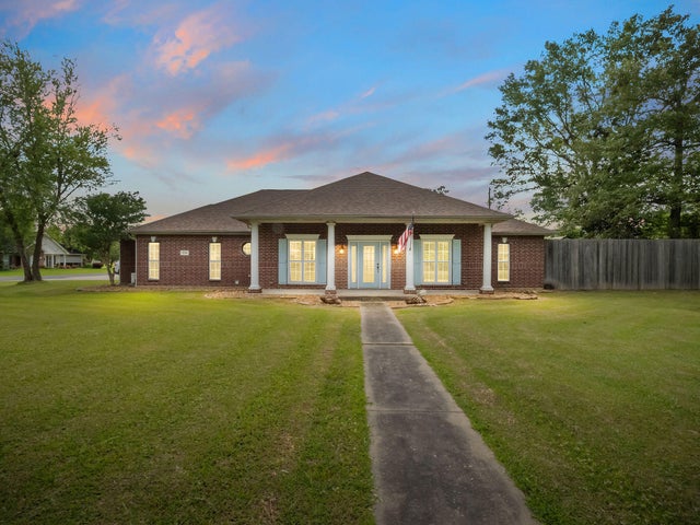 1126 W Diamond Circle, Lake Charles
