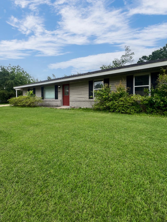 2104 Linda Drive, Westlake