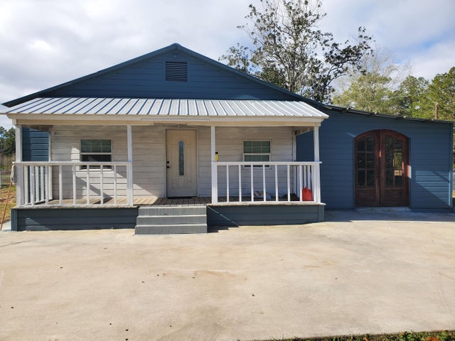 299 Eli Field Road, Merryville